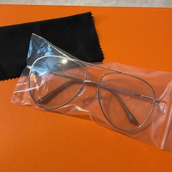 Clear Aviator Asos Glasses - Picture 5 of 17